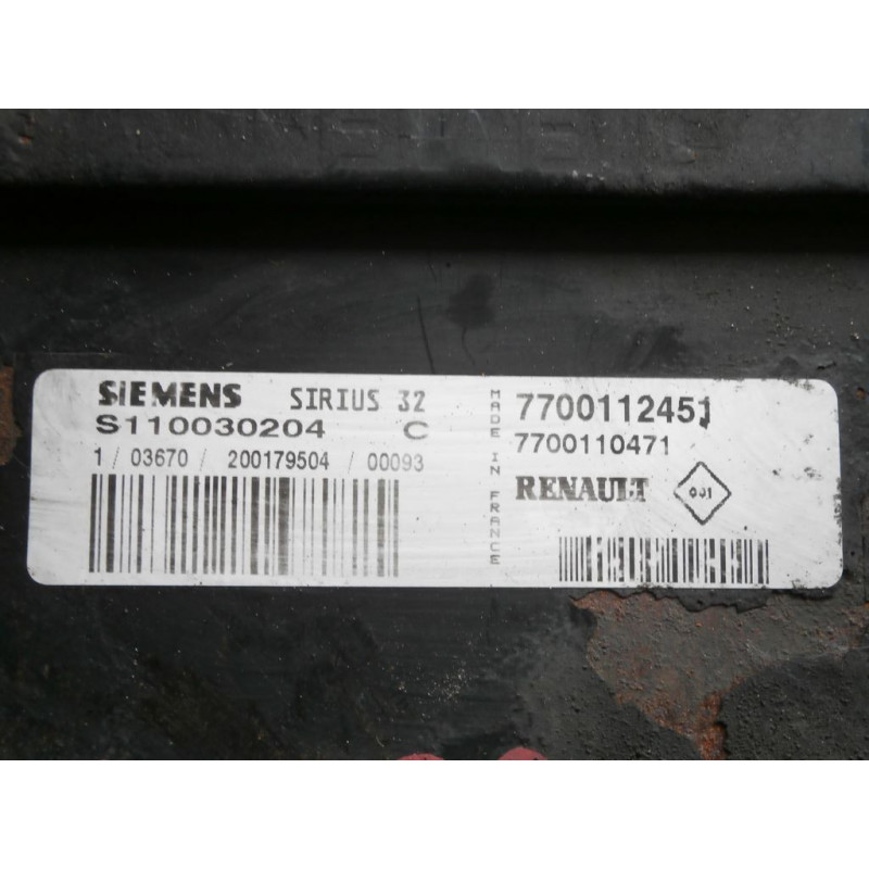 CALCULATEUR MOTEUR Renault Espace 3 2L SIEMENS SIRIUS 32 S110030204C, S110030204 C, 7700112451, 7700110471 sirius32